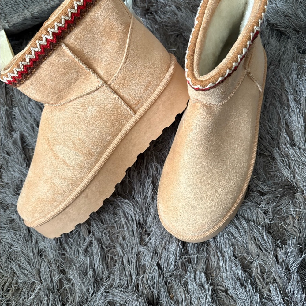 Tan Suede Women's Boots (NEVER WORN)